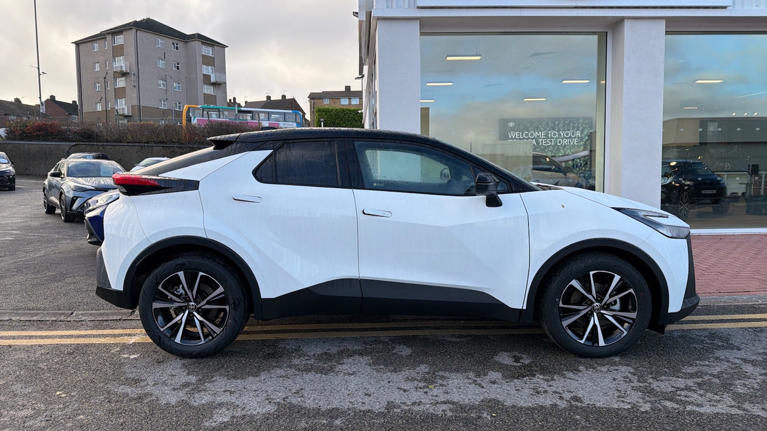 Used Toyota C-HR 2025 for sale - 76881517: Photo 16