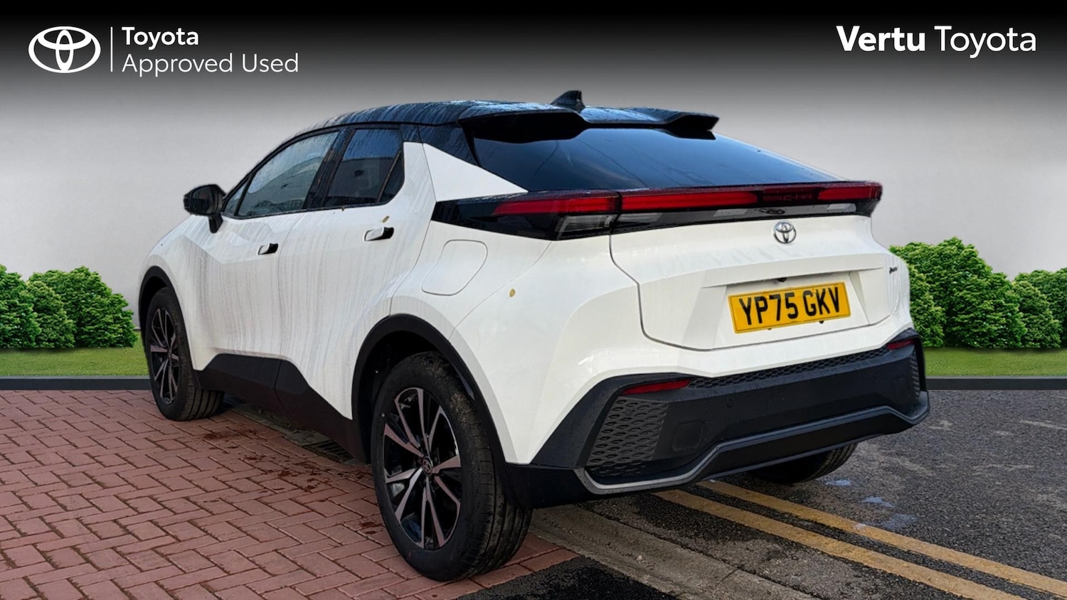 Used Toyota C-HR 2025 for sale - 76881517: Photo 4