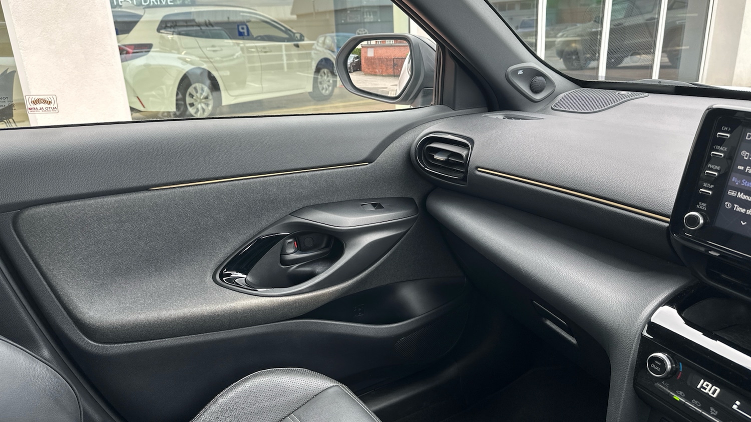 Used Toyota Yaris Cross 2022 for sale - 77834266: Photo 29