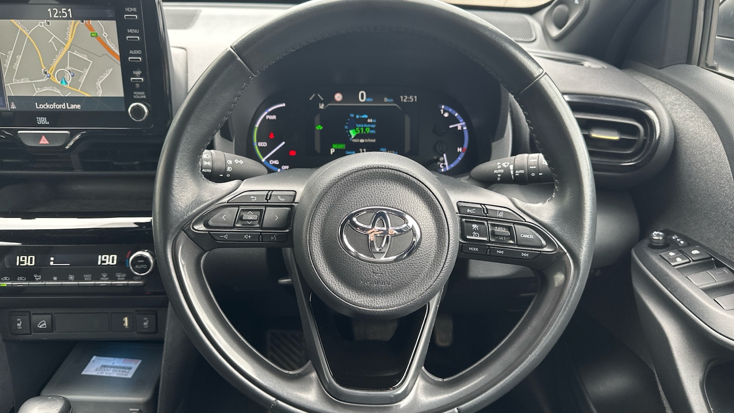 Used Toyota Yaris Cross 2022 for sale - 77834266: Photo 8