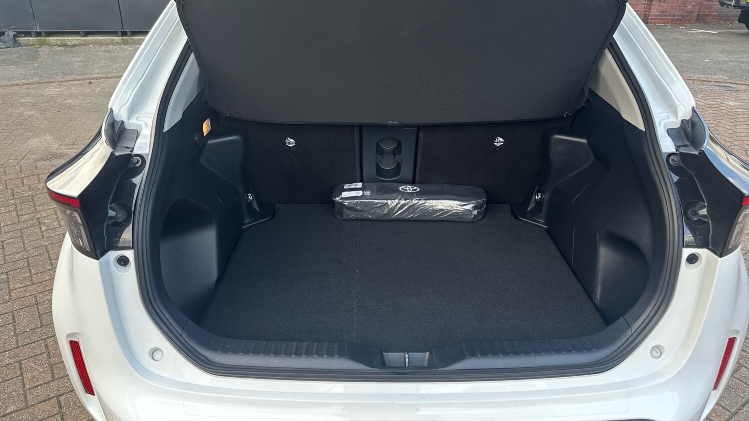 Used Toyota Yaris Cross 2023 for sale - 76265907: Photo 14