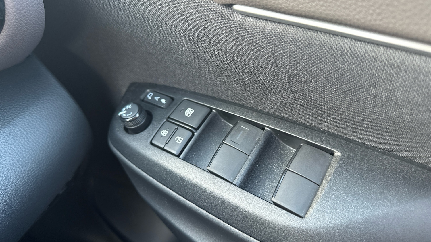 Used Toyota Yaris Cross 2023 for sale - 76265907: Photo 28