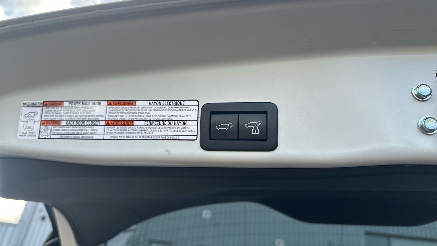 Used Toyota Yaris Cross 2023 for sale - 76265907: Photo 36
