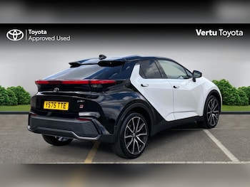 Used Toyota C-HR 2026 for sale - 79444250: Photo
