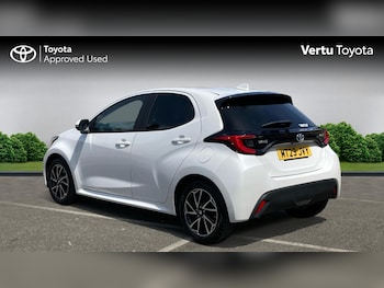 Used Toyota Yaris 2023 for sale - 78974156: Photo