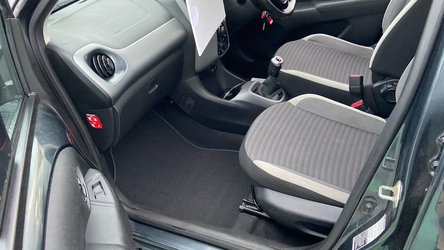 Used Toyota AYGO 2019 for sale - 77763336: Photo 10