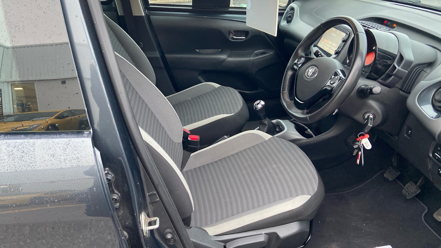 Used Toyota AYGO 2019 for sale - 77763336: Photo 11