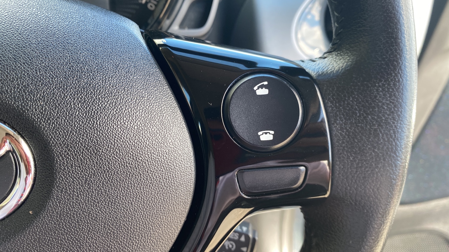 Used Toyota AYGO 2019 for sale - 77763336: Photo 37