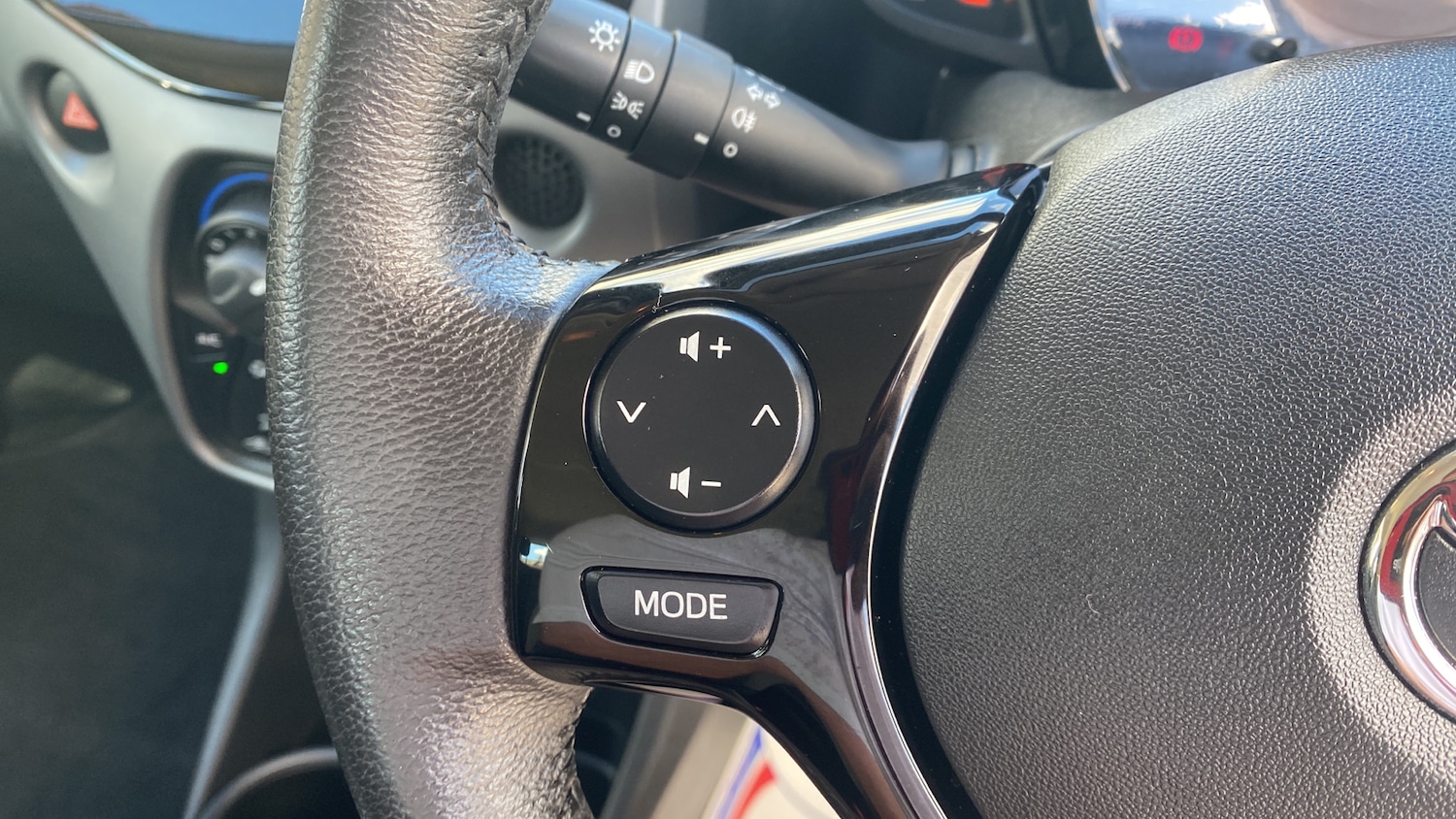 Used Toyota AYGO 2019 for sale - 77763336: Photo 38