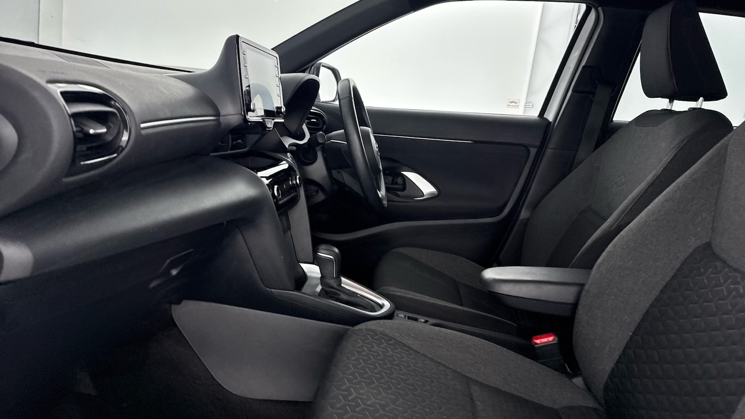 Used Toyota Yaris Cross 2022 for sale - 76903854: Photo 10