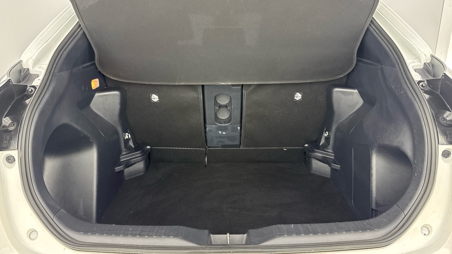 Used Toyota Yaris Cross 2022 for sale - 76903854: Photo 14