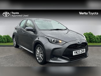 Used Toyota Yaris 2023 for sale - 77258737: Photo