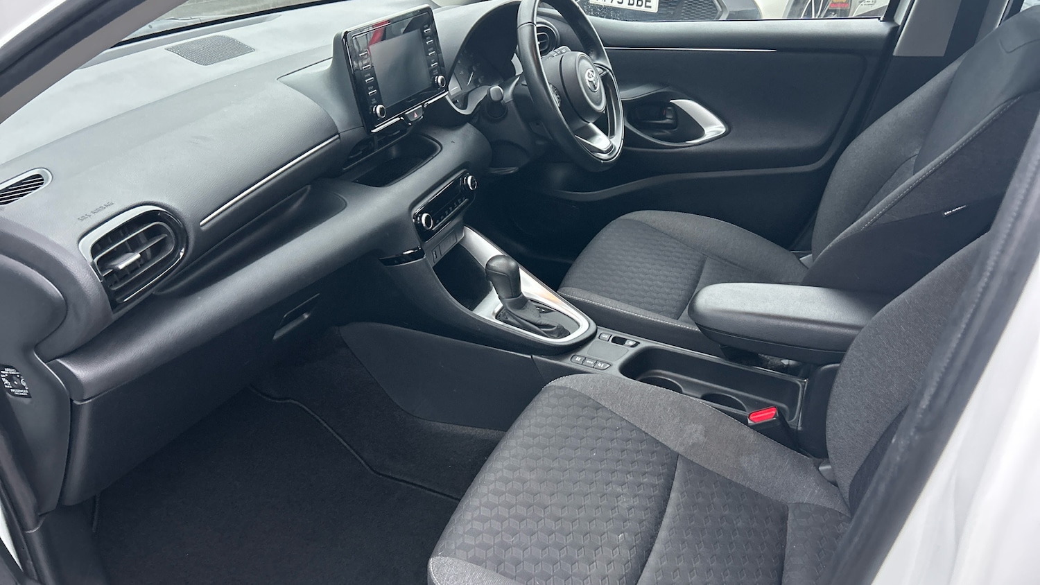 Used Toyota Yaris 2023 for sale - 77288959: Photo 10