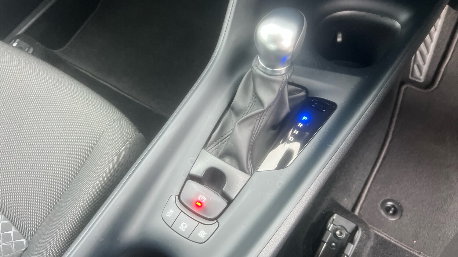 Used Toyota C-HR 2022 for sale - 76791711: Photo 40