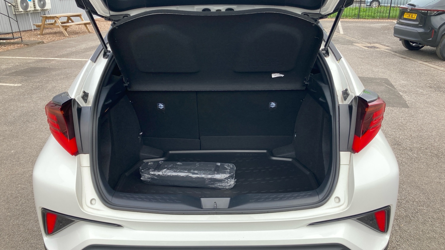 Used Toyota C-HR 2022 for sale - 77964831: Photo 14