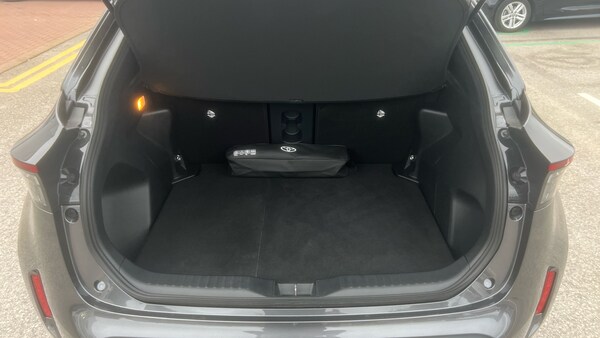 Used Toyota Yaris Cross 2025 for sale - 76219024: Photo 14