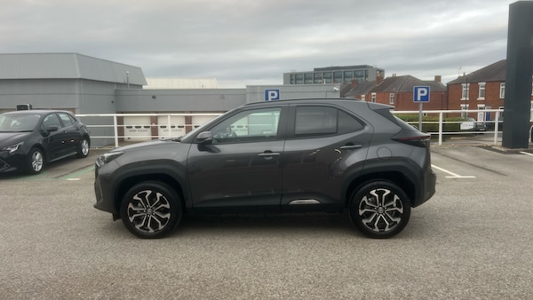Used Toyota Yaris Cross 2025 for sale - 76219024: Photo 17