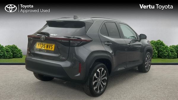 Used Toyota Yaris Cross 2025 for sale - 76219024: Photo 2