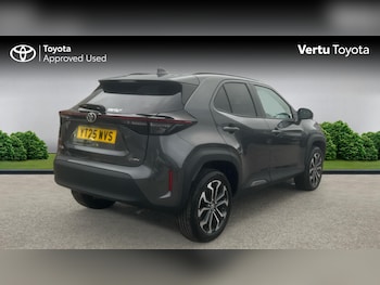 Used Toyota Yaris Cross 2025 for sale - 76219024: Photo 2