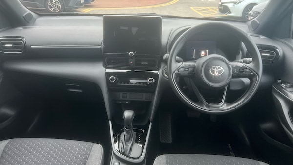 Used Toyota Yaris Cross 2025 for sale - 76219024: Photo 5