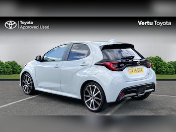 Used Toyota Yaris 2024 for sale - 78592429: Photo