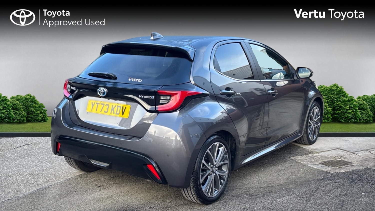 Used Toyota Yaris 2023 for sale - 77983910: Photo 2