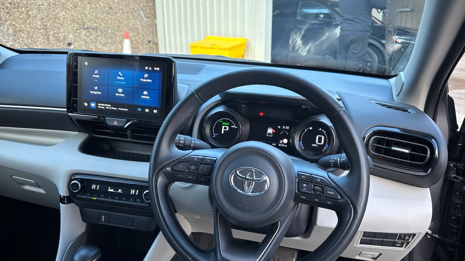 Used Toyota Yaris 2023 for sale - 77983910: Photo 6