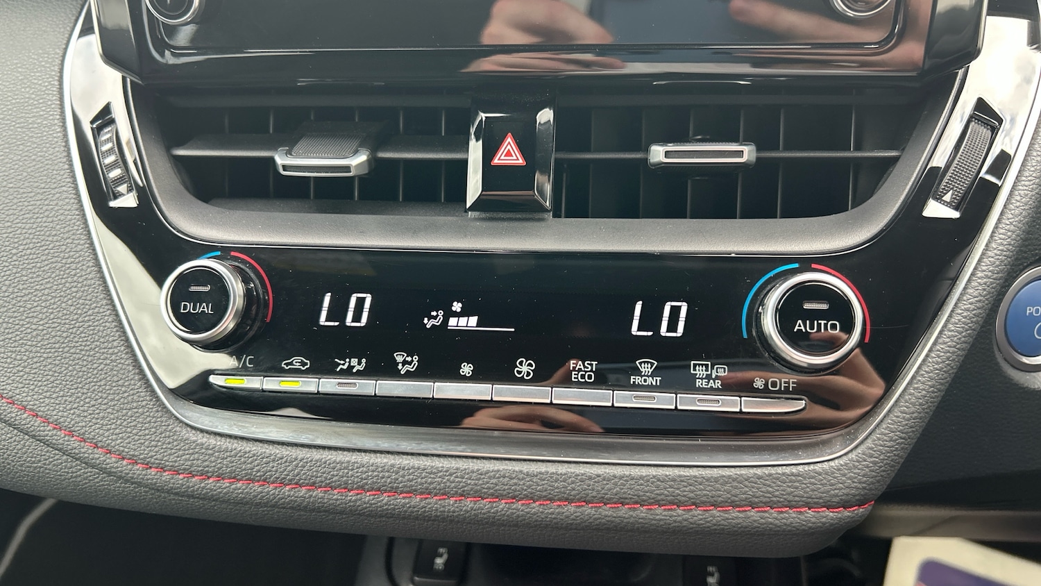 Used Toyota Corolla 2020 for sale - 75987435: Photo 24