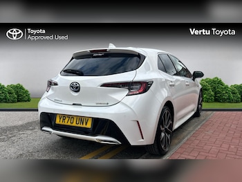 Used Toyota Corolla 2020 for sale - 75987435: Photo 2