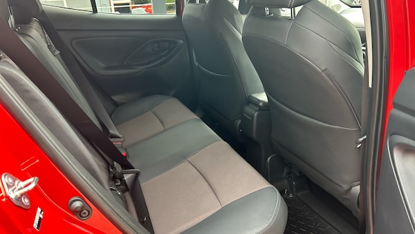 Used Toyota Yaris Cross 2024 for sale - 76230802: Photo 12