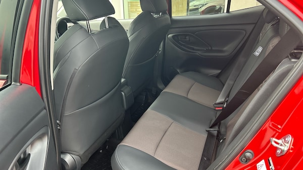 Used Toyota Yaris Cross 2024 for sale - 76230802: Photo 13