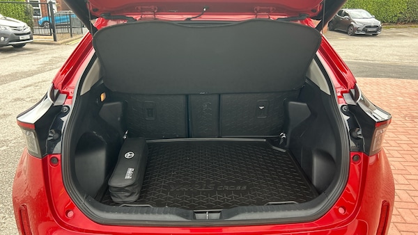 Used Toyota Yaris Cross 2024 for sale - 76230802: Photo 14