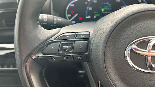 Used Toyota Yaris Cross 2024 for sale - 76230802: Photo 20