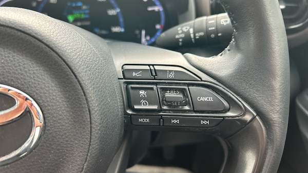 Used Toyota Yaris Cross 2024 for sale - 76230802: Photo 21