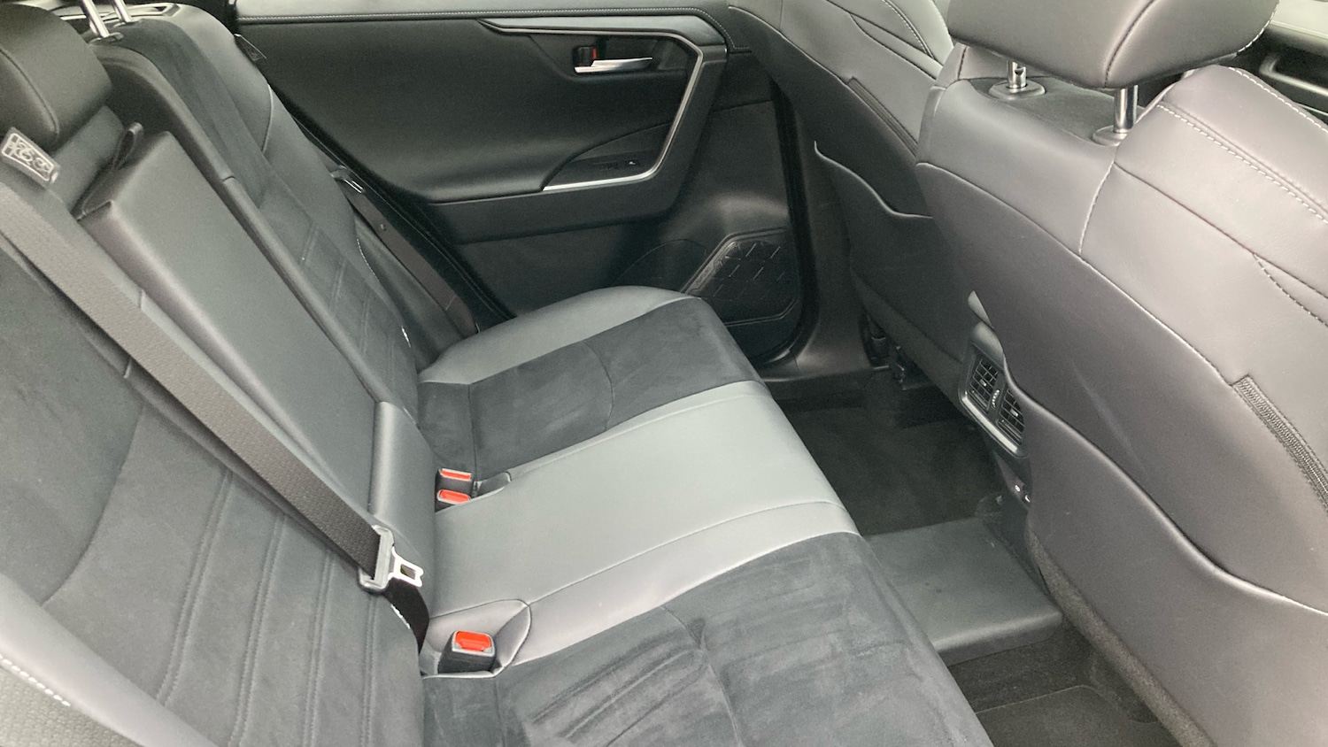 Used Toyota RAV4 2025 for sale - 78092616: Photo 12