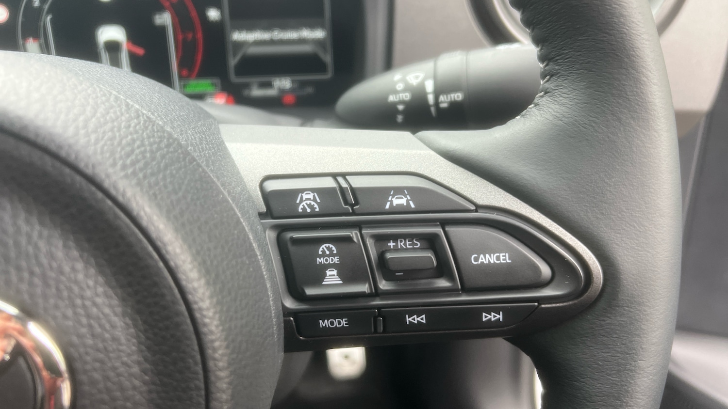 Used Toyota Yaris 2025 for sale - 76311294: Photo 42