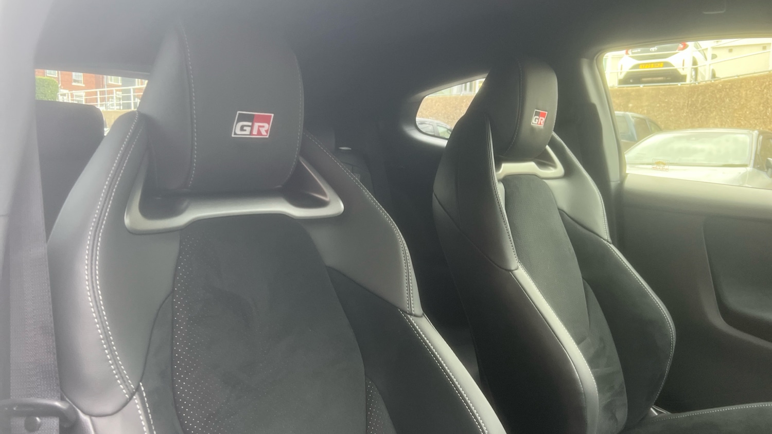 Used Toyota Yaris 2025 for sale - 76311294: Photo 49