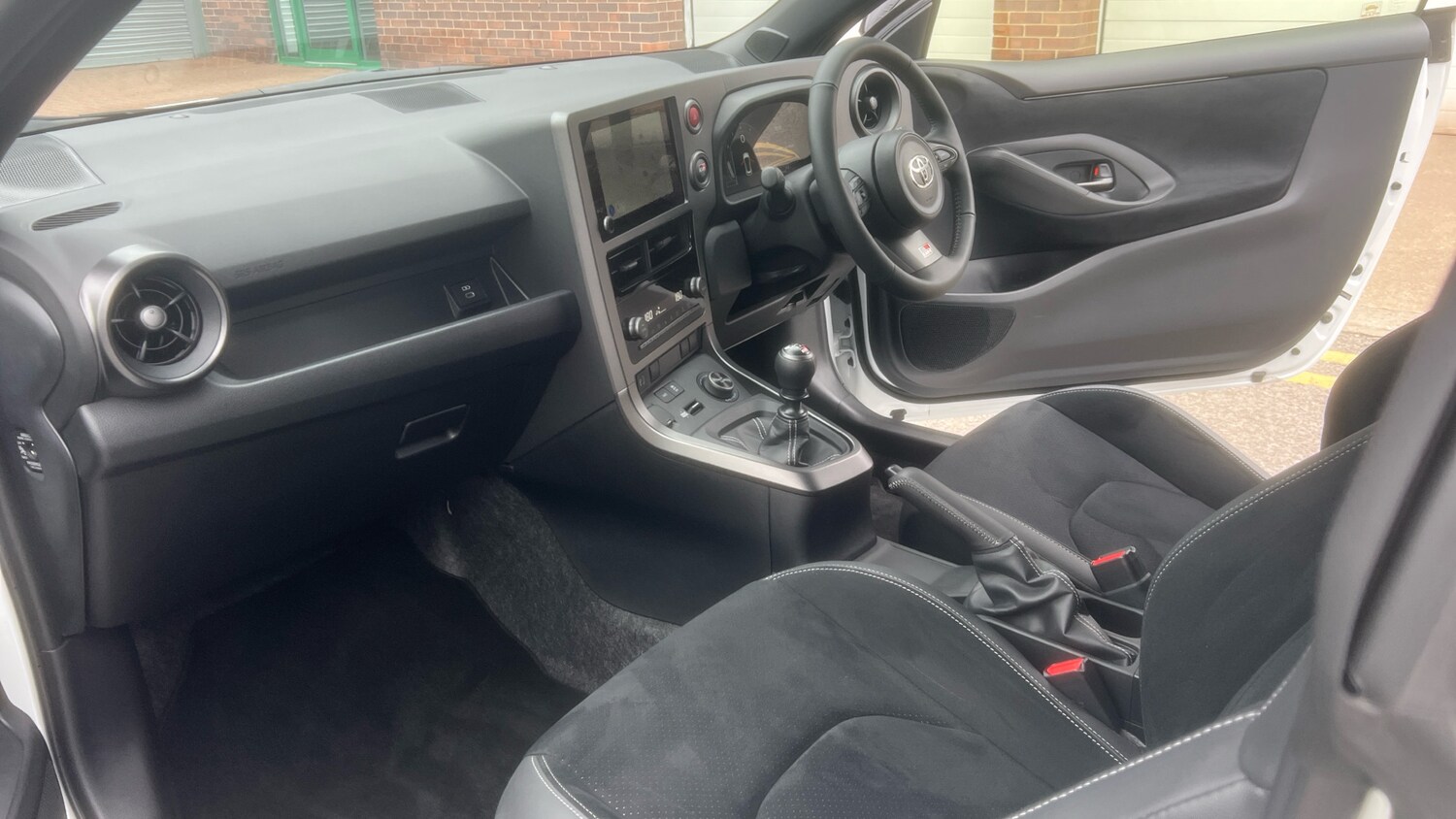 Used Toyota Yaris 2025 for sale - 76311294: Photo 51