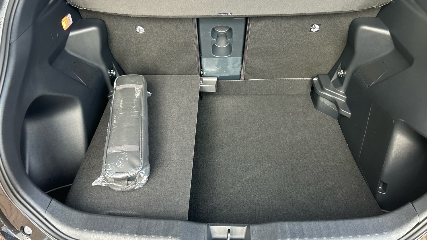 Used Toyota Yaris Cross 2025 for sale - 76461711: Photo 14