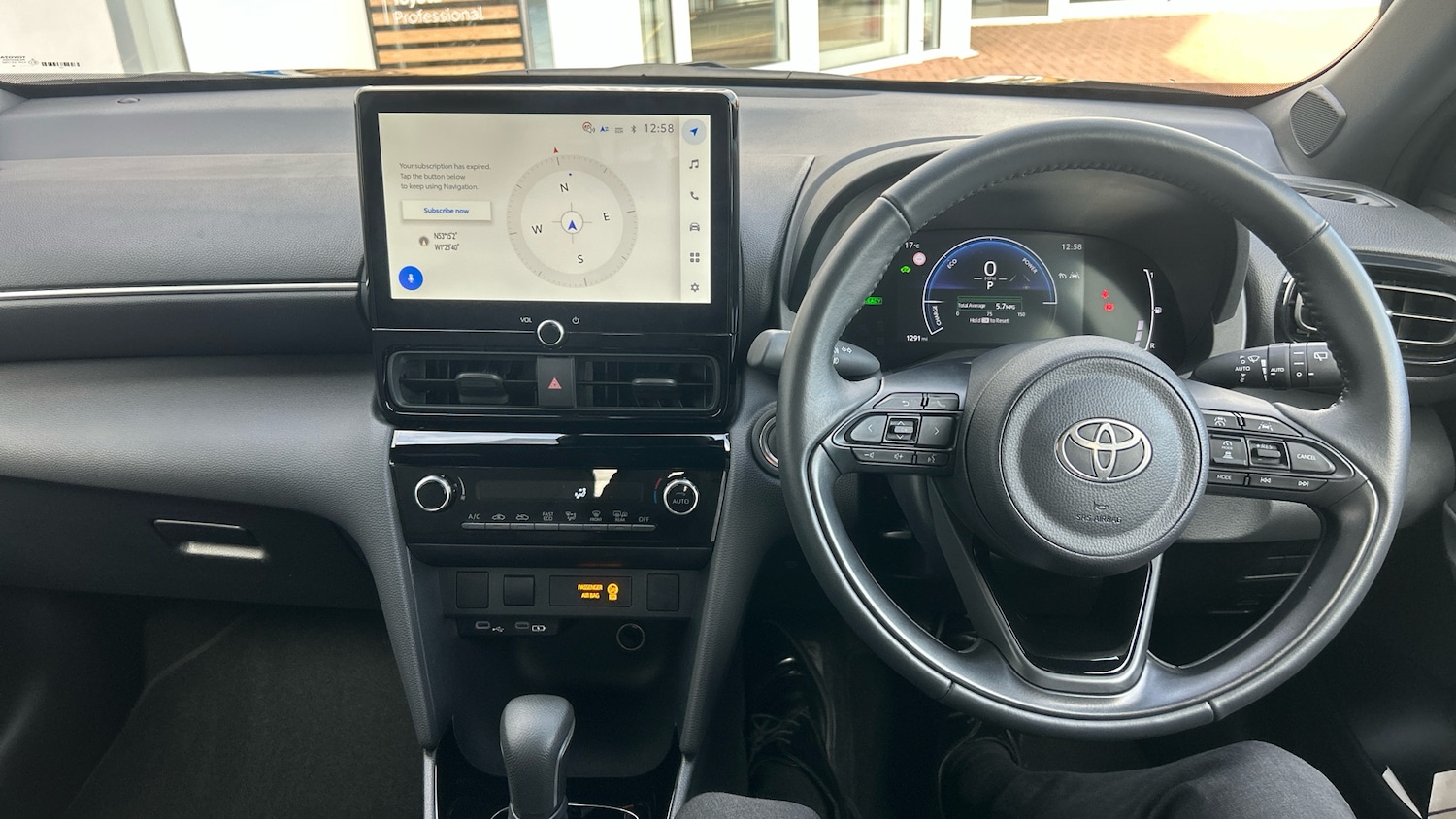 Used Toyota Yaris Cross 2025 for sale - 76461711: Photo 5