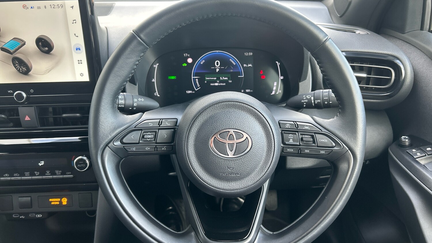 Used Toyota Yaris Cross 2025 for sale - 76461711: Photo 8
