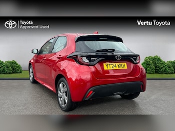 Used Toyota Yaris 2024 for sale - 75689640: Photo