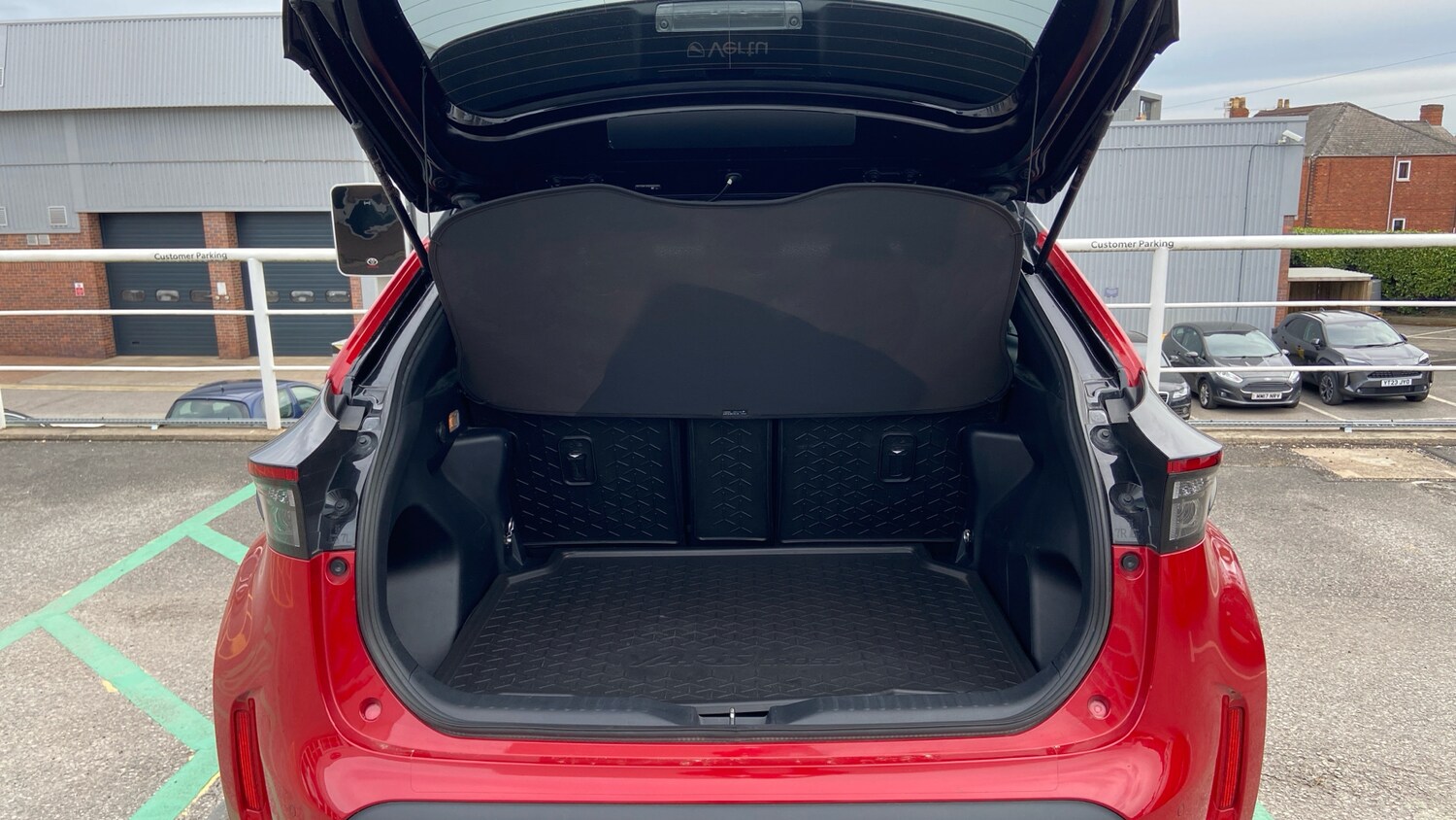 Used Toyota Yaris Cross 2022 for sale - 78190914: Photo 13