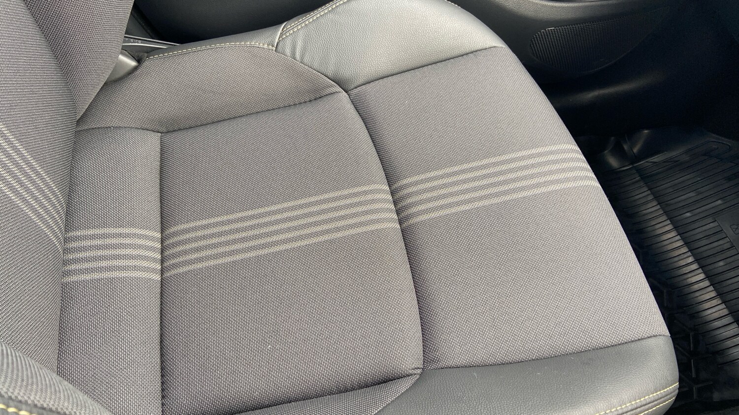 Used Toyota Yaris Cross 2022 for sale - 78190914: Photo 14