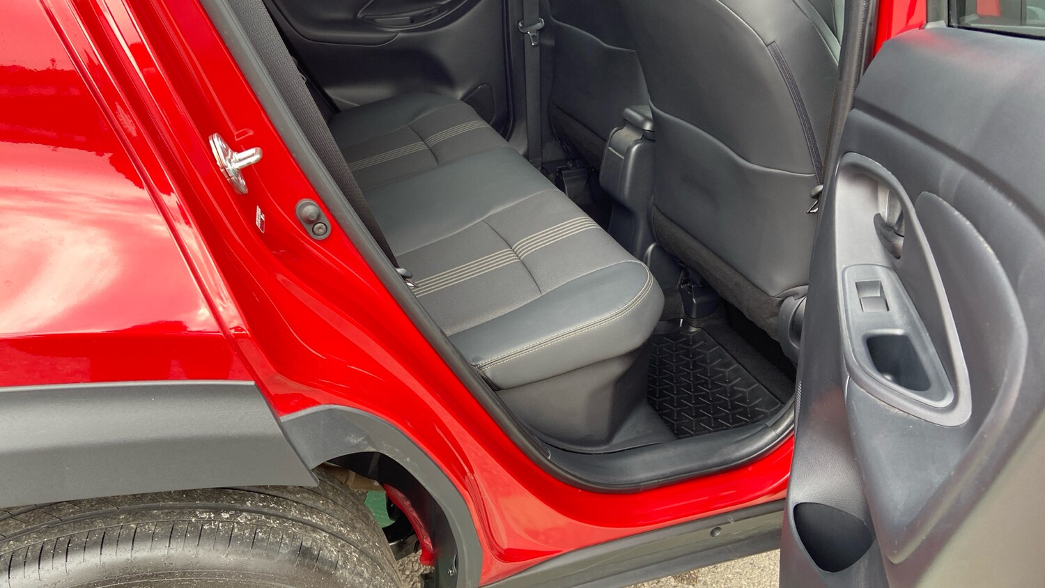 Used Toyota Yaris Cross 2022 for sale - 78190914: Photo 8