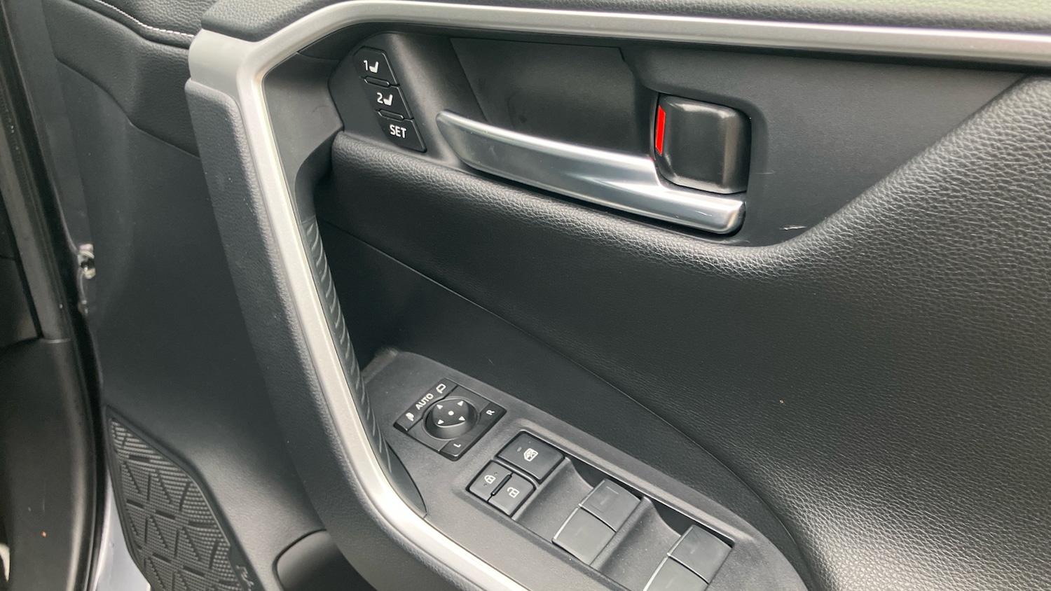Used Toyota RAV4 2023 for sale - 76375403: Photo 31