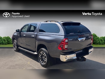 Used Toyota Hilux 2023 for sale - 79431755: Photo