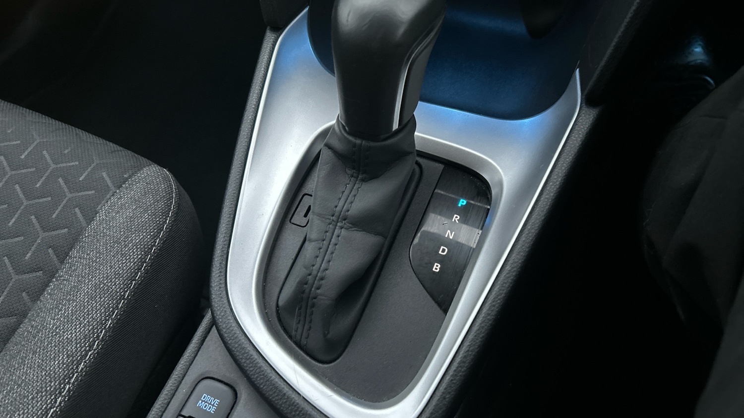 Used Toyota Yaris Cross 2022 for sale - 77365126: Photo 31