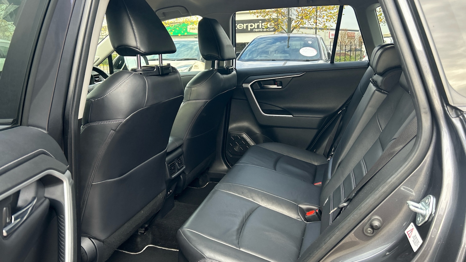 Used Toyota RAV4 2021 for sale - 76882296: Photo 13