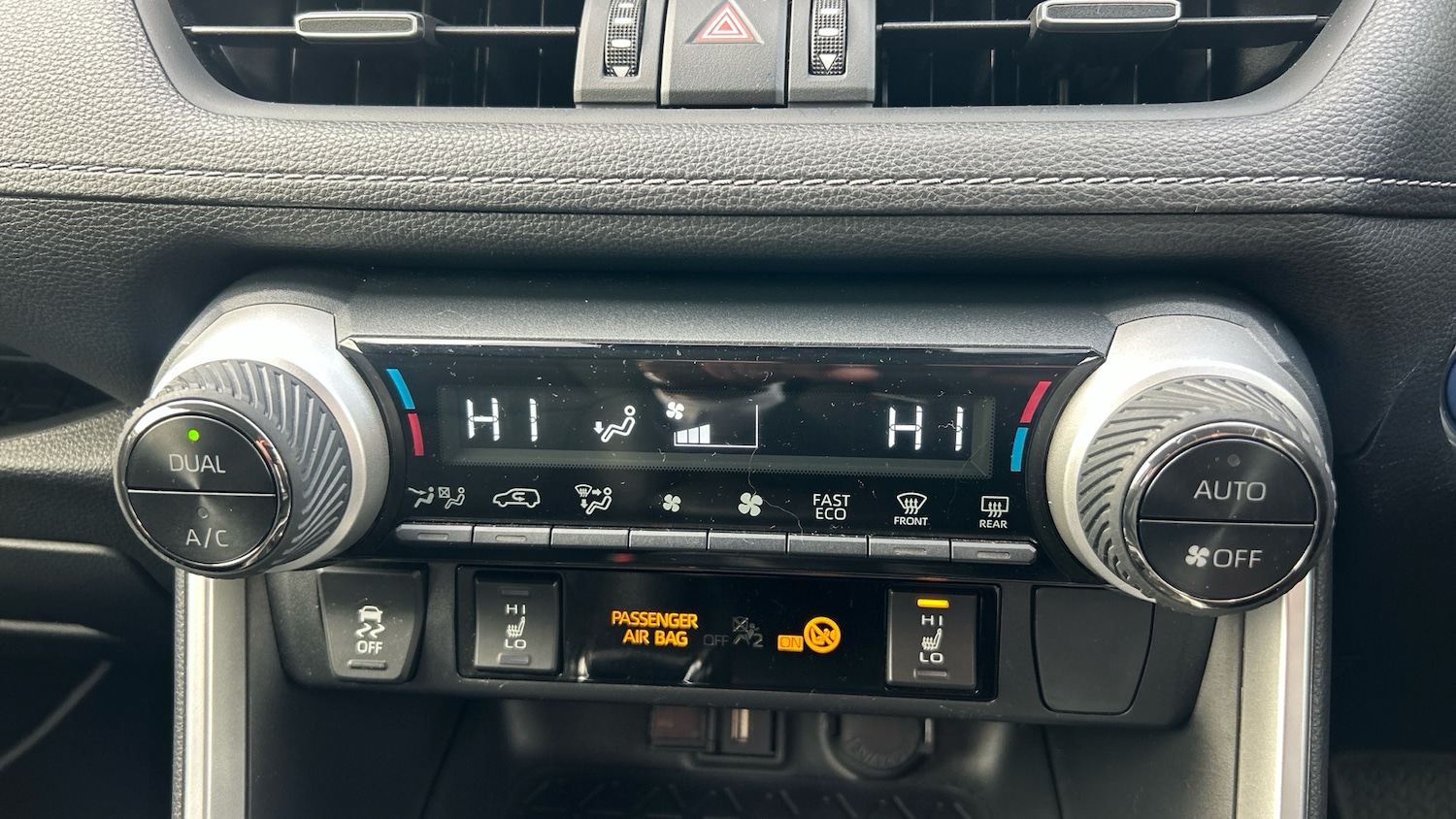 Used Toyota RAV4 2021 for sale - 76882296: Photo 23